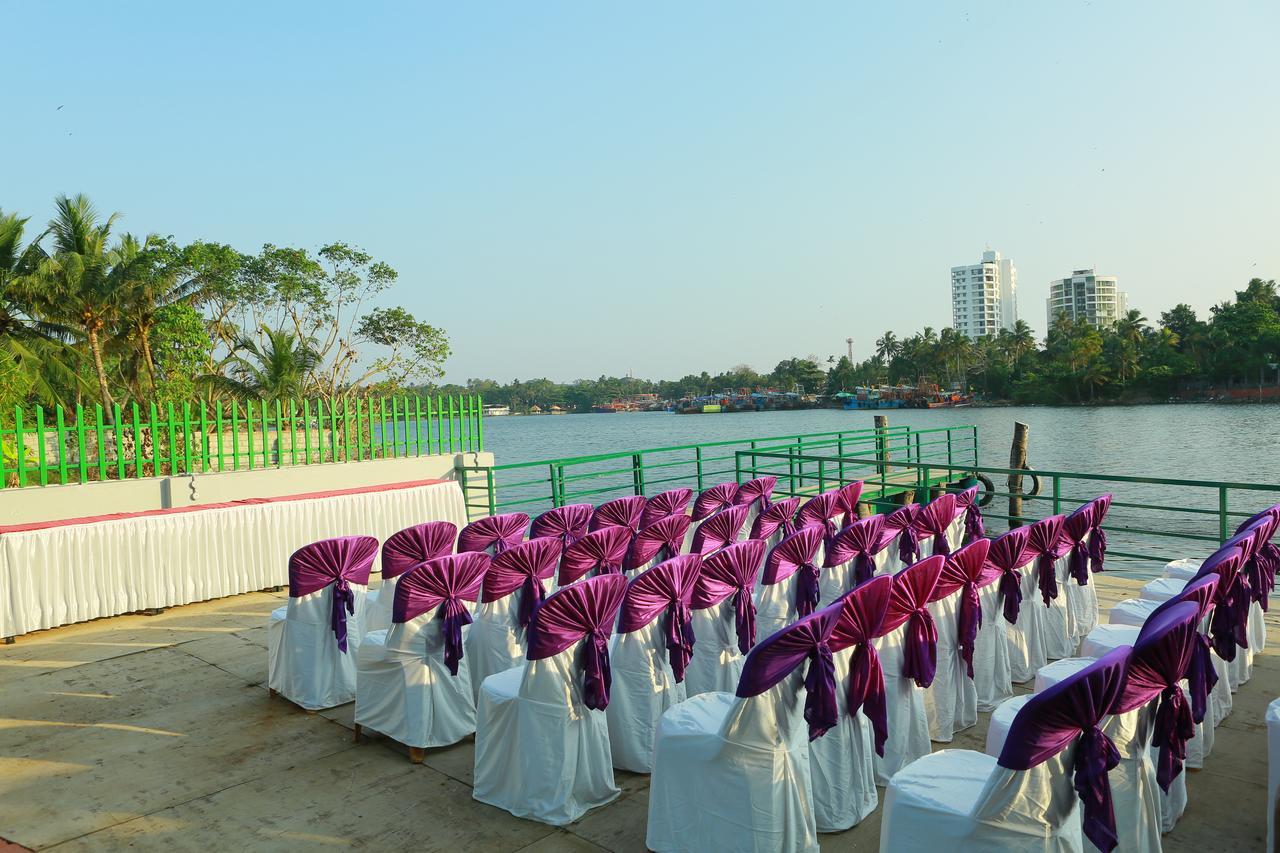 كولاّم Global Backwater Resort المظهر الخارجي الصورة