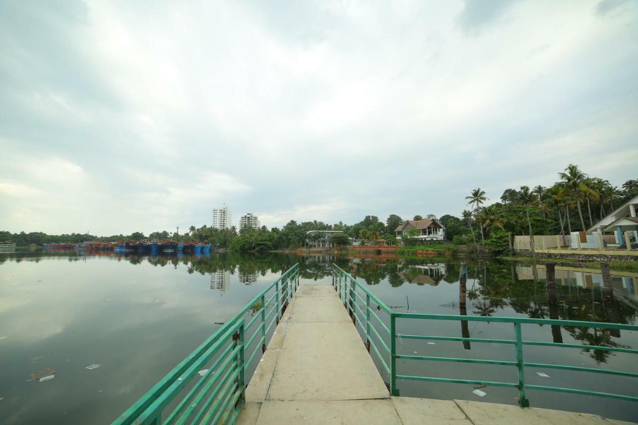 كولاّم Global Backwater Resort المظهر الخارجي الصورة